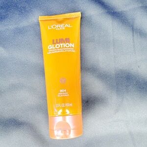 Lumi
GLOTION ALL-IN-ONE GLOW ENHANCER & TINTED MOISTURIZER color 904 100ml